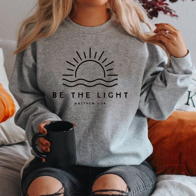 Fashionable oversized jumper ‘Be The Light’