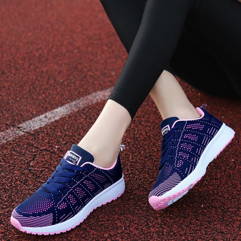 Women's Walking Shoes