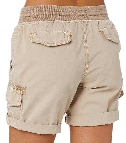 Elegant shorts with high waist