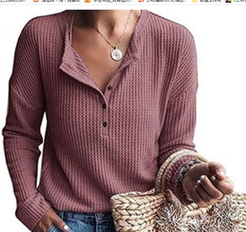 Button-up blouse with V-neck and long sleeves