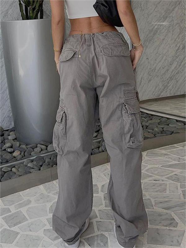 Baggy cargo trousers