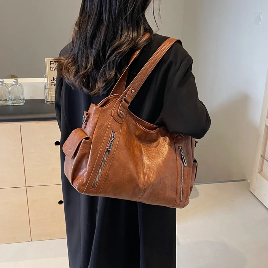 Amber™ - Practical shoulder bag