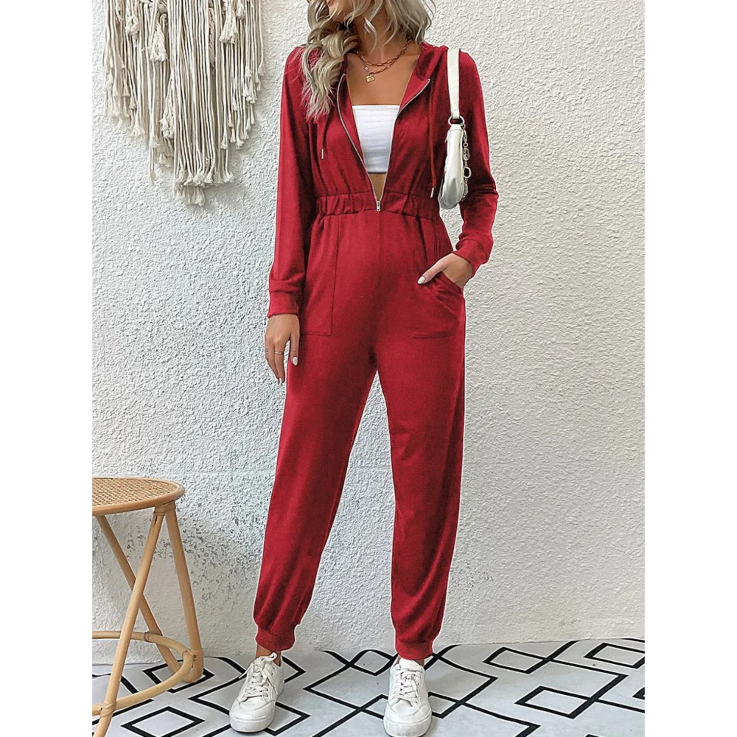 Women's tracksuit