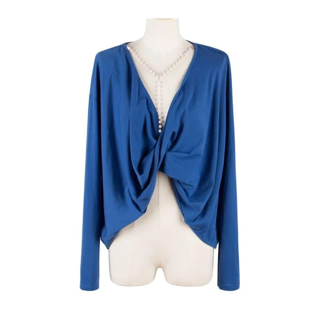 Elegant crossover blouse with long sleeves