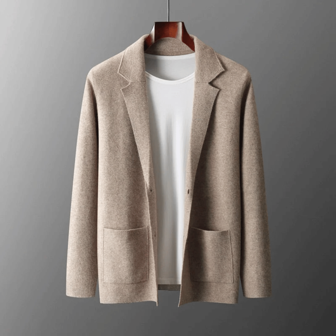 Wool coat with bag