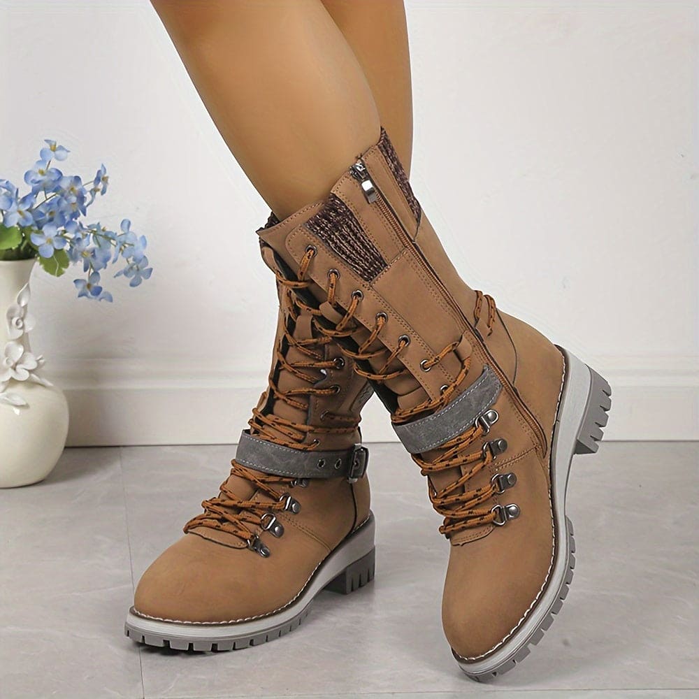 Elegant knitted thermal boots