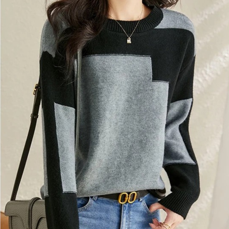 Casual jumper with geometric knit pattern