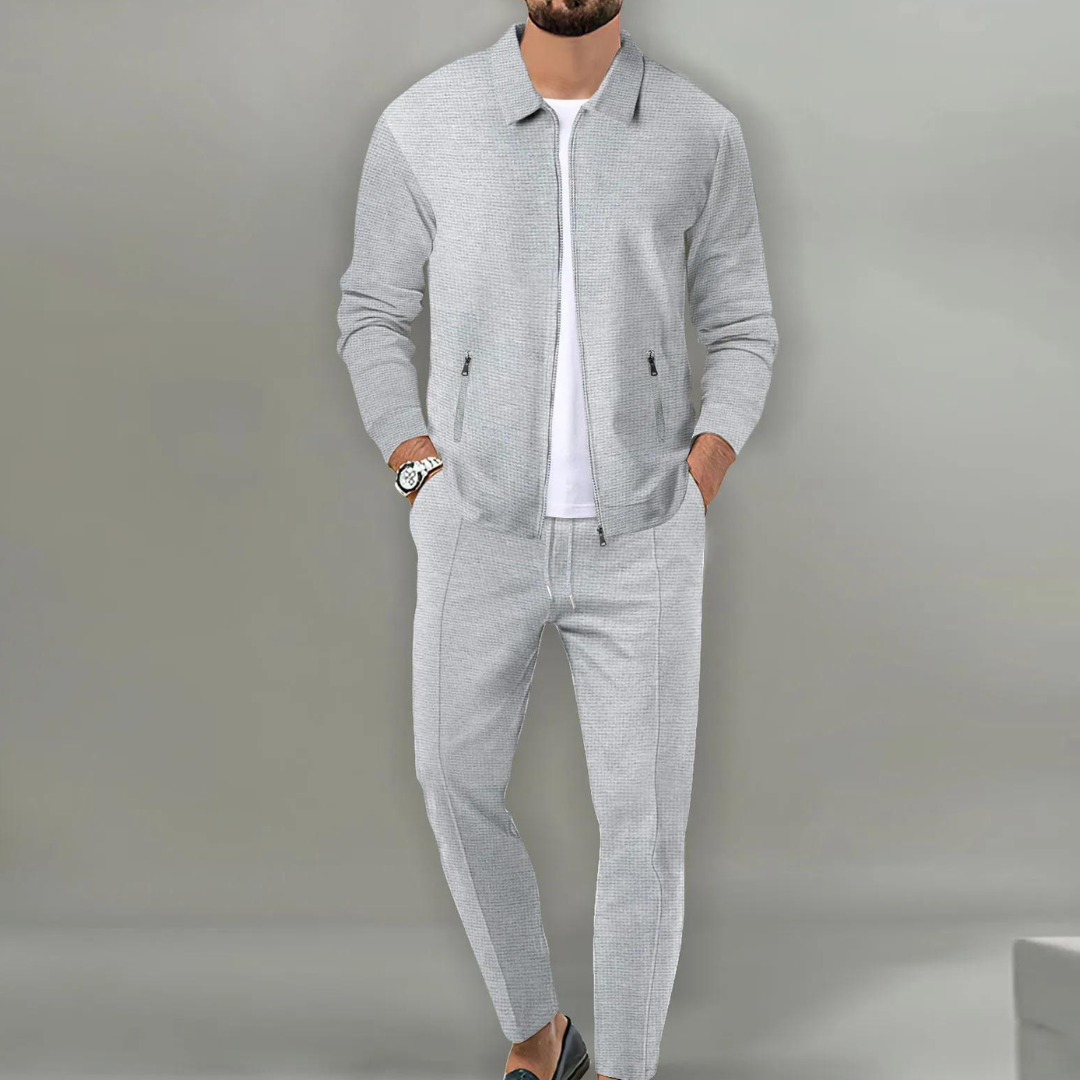 Men's two-piece leisure suit