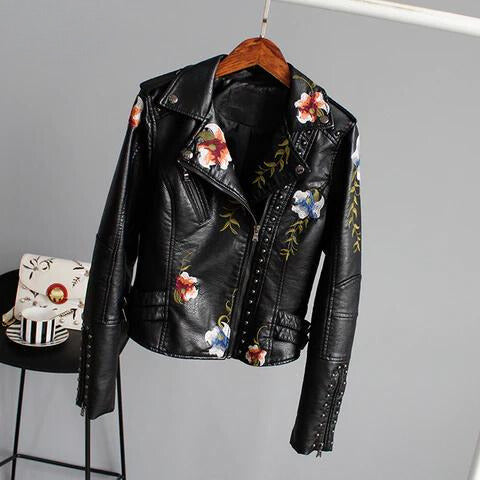 Quinn - embroidered cropped vintage jacket