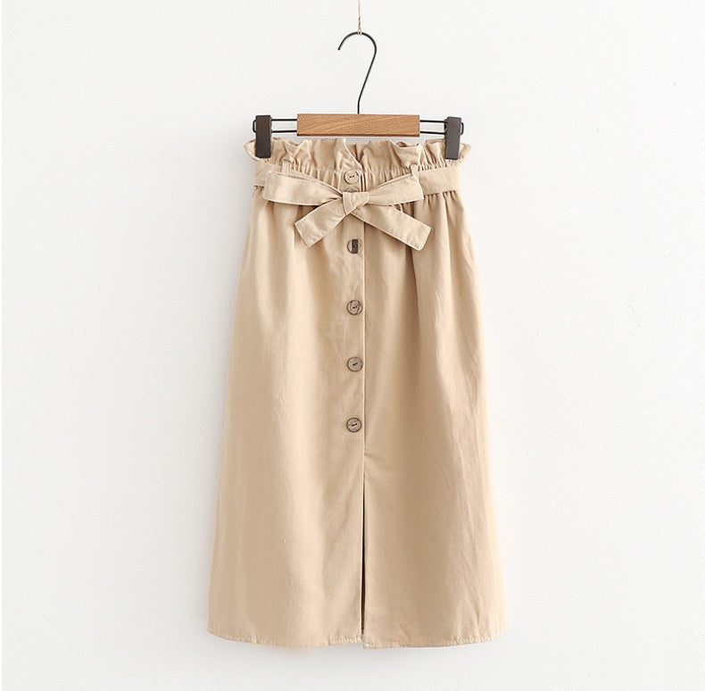 High-waisted skirts in medium length for women