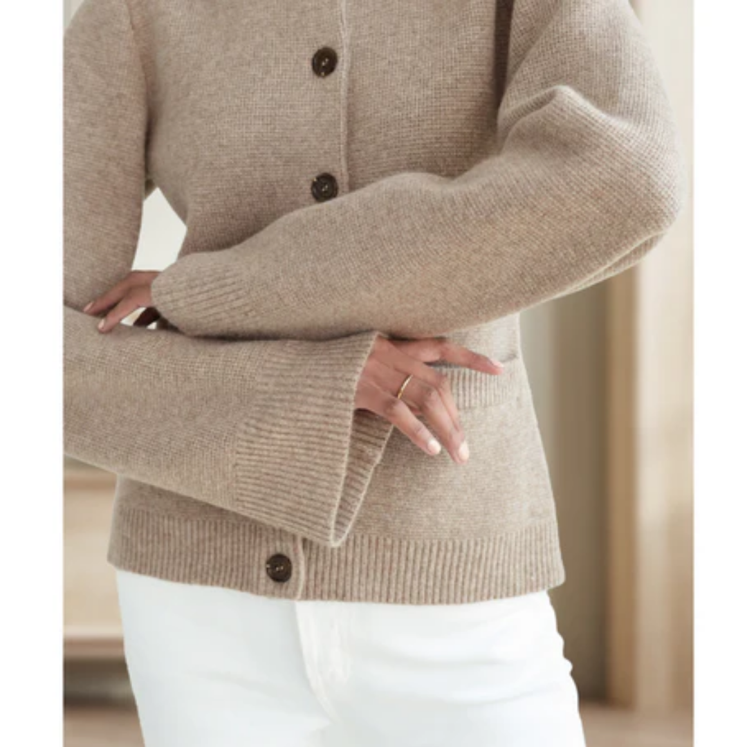 Maina | Stylish Winter Button Down Cardigan For Women