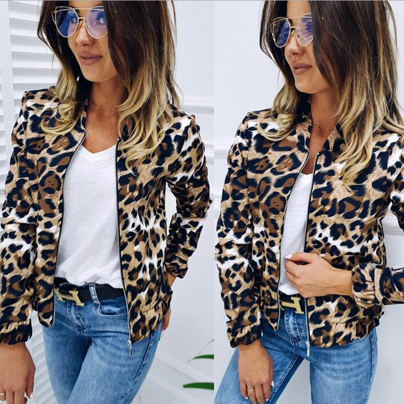 Fashionable bomber jacket with animal print and comfortable fit