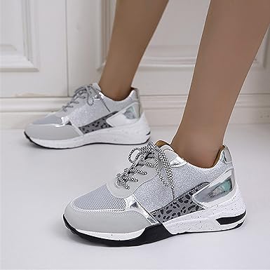 Women's trainers