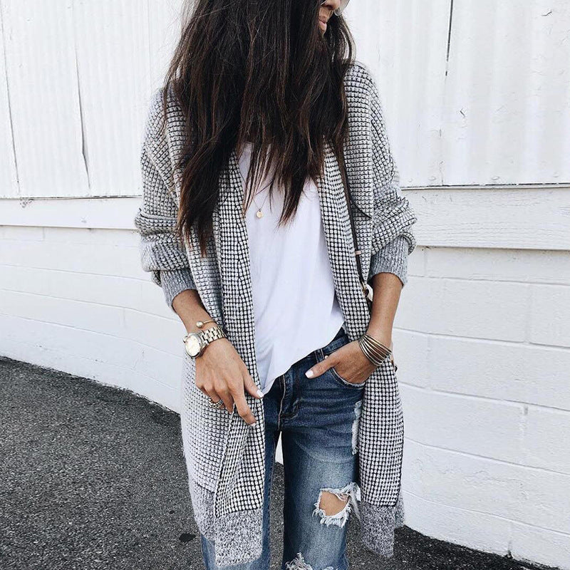 Stylish checked loose cardigan