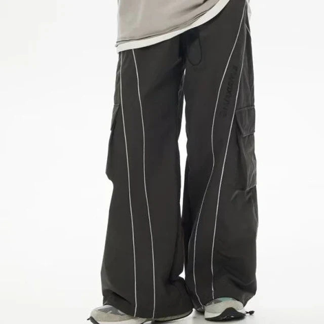 Wide trousers with contrast stitching