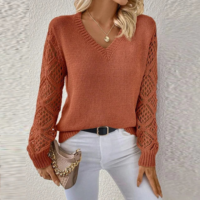 Elegant jumper with V-neck