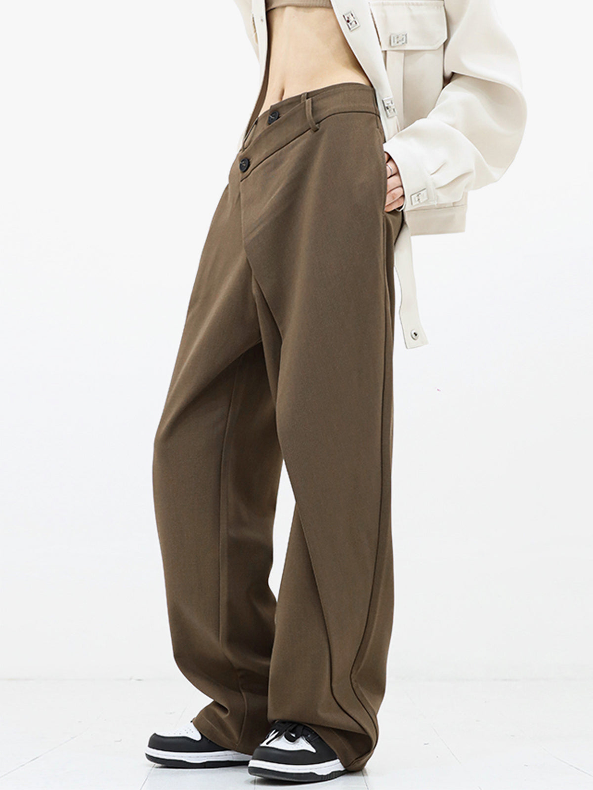 Pauline - Wide leg trousers with asymmetric and overlapping buttons