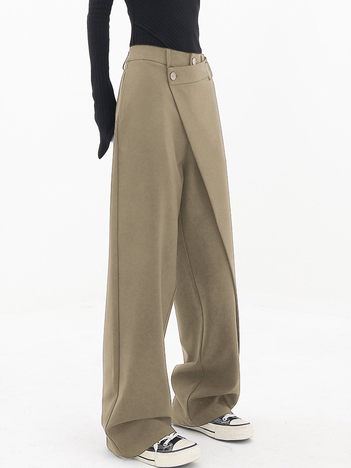 Pauline - Wide leg trousers with asymmetric and overlapping buttons