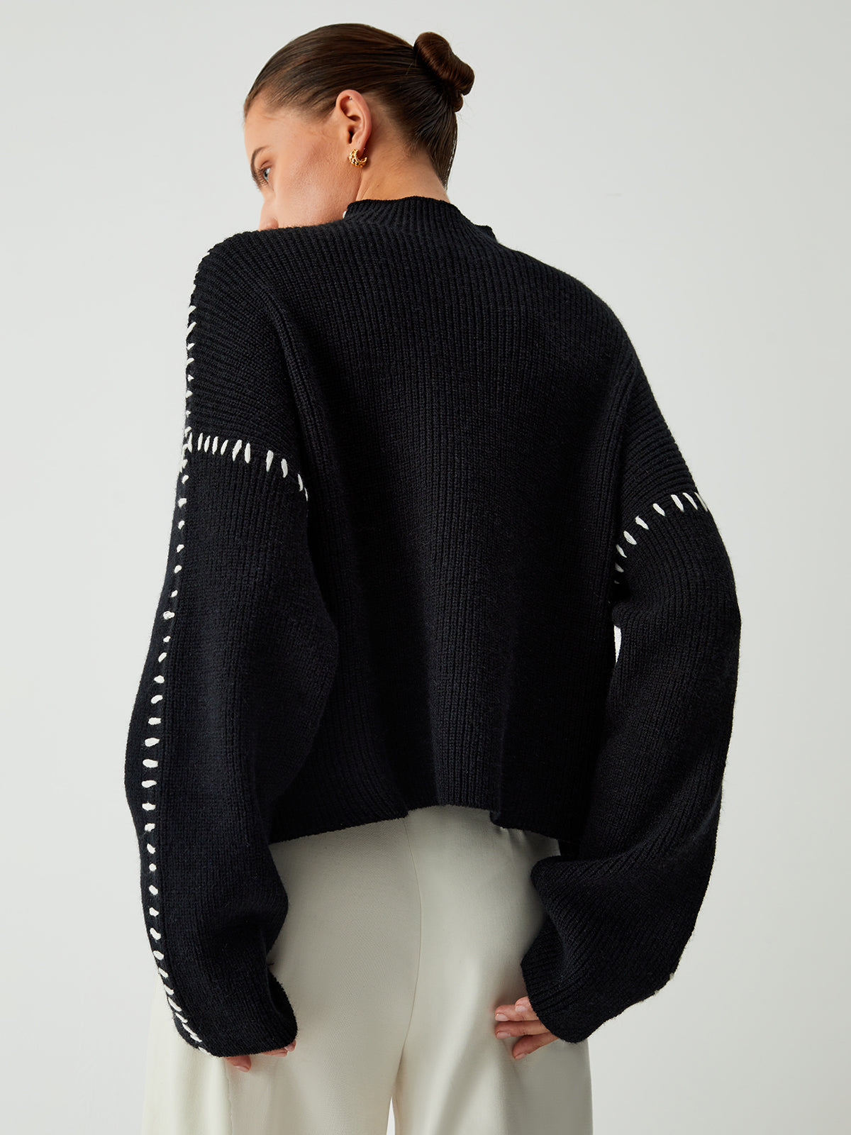 Alma™ - High Neck Pullover