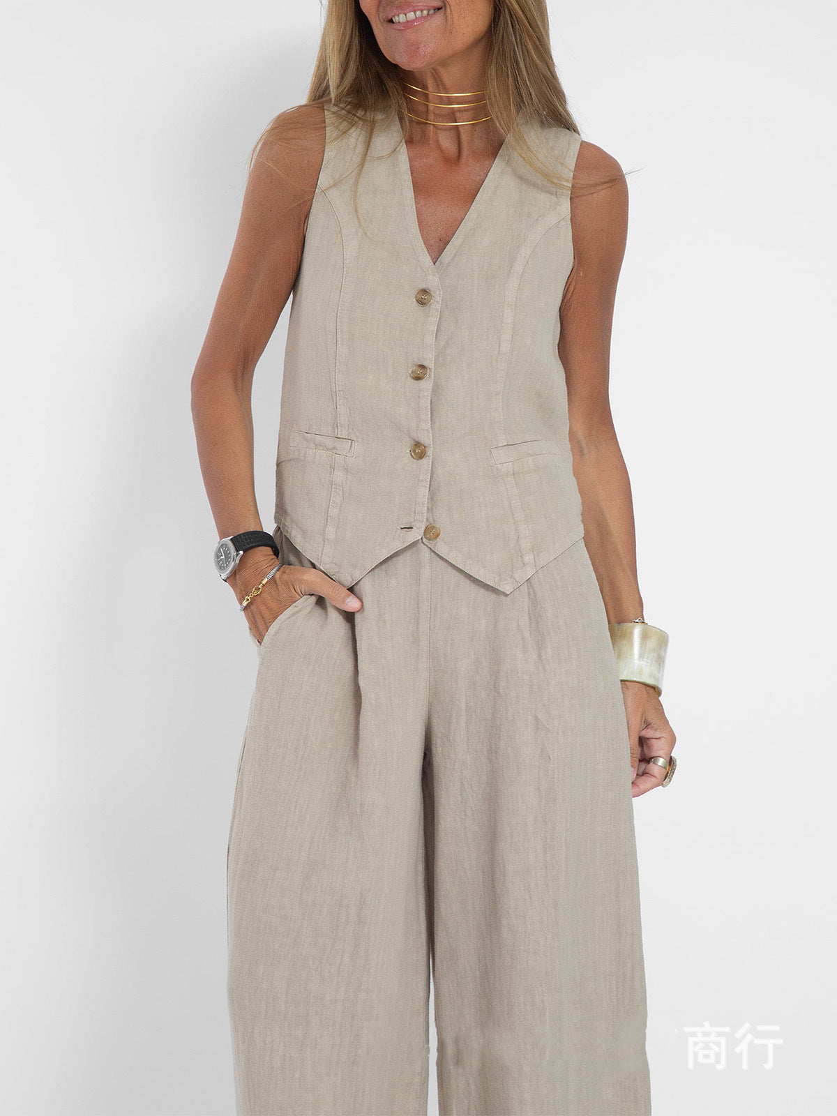 Erika - Elegant sleeveless vest and pant set