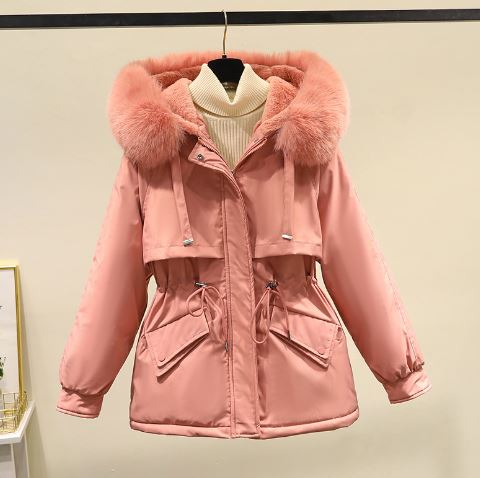 Women's winter coat with stylish collar