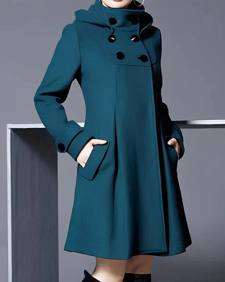 Coat with side pockets