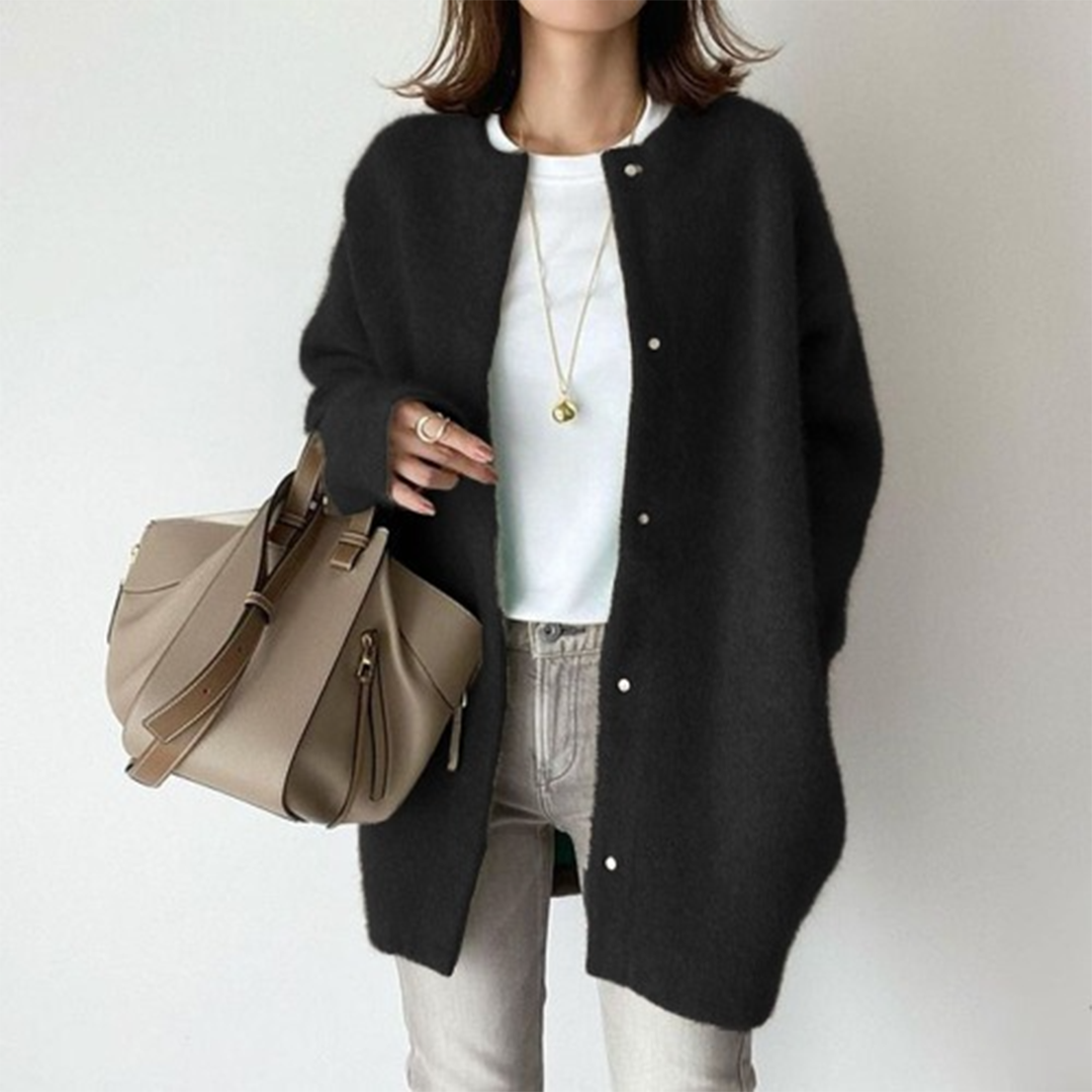 Emmely | Warm cardigan with elegant details