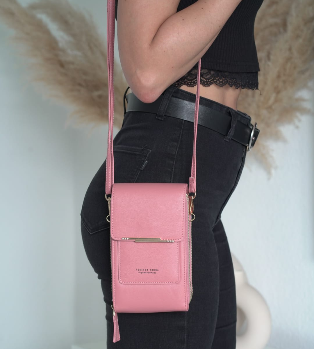 Ella | Premium shoulder bag with touch