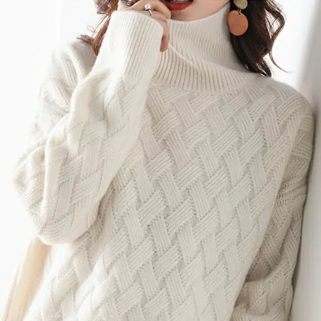 Elegant, chic cashmere sweater