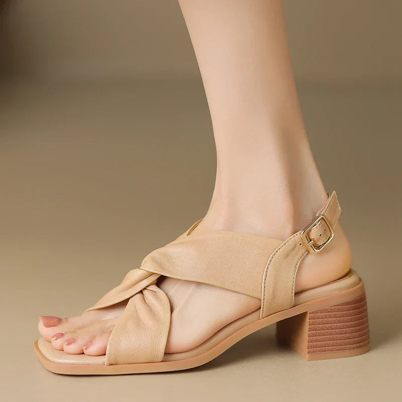 Crossover sandals in elasticated, pleated leather