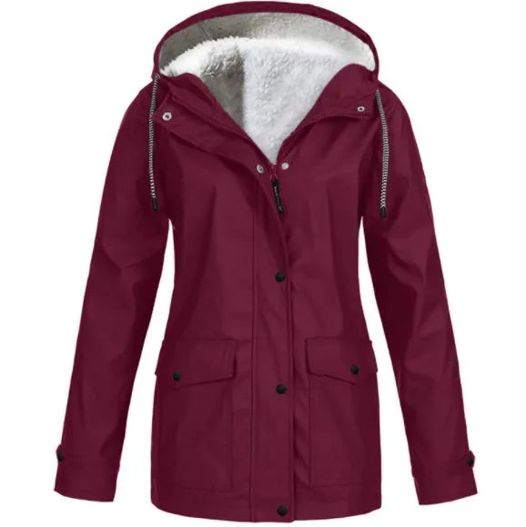 Wind and waterproof outdoor jacket with fleece lining