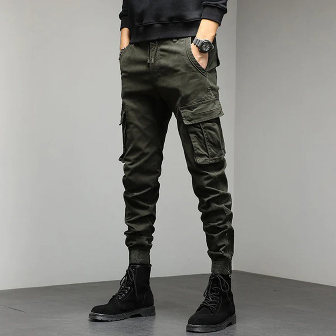 6 pocket cargo trousers