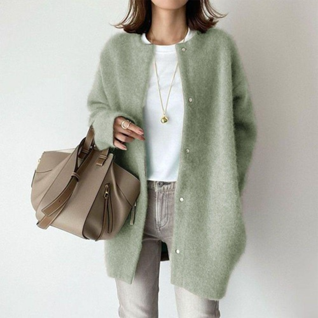 Emmely | Warm cardigan with elegant details