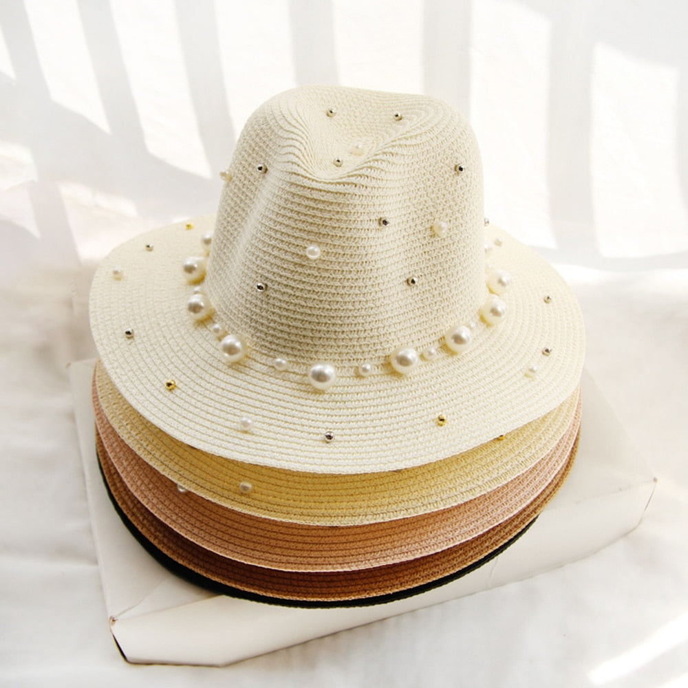 Elegant sun hat with pearl embellishments