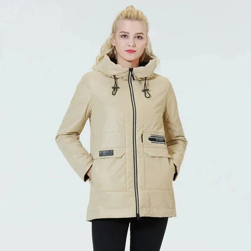 Women's windproof hooded jacket with cosy inside pockets