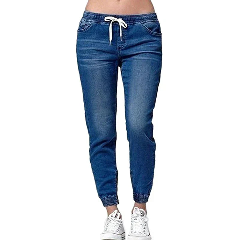 Women's jeans with low waist and bow