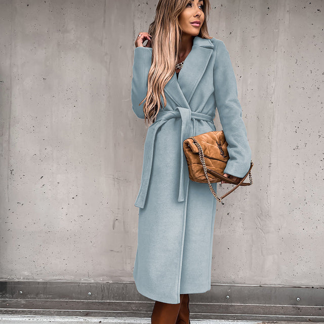 Elegant long women's coat