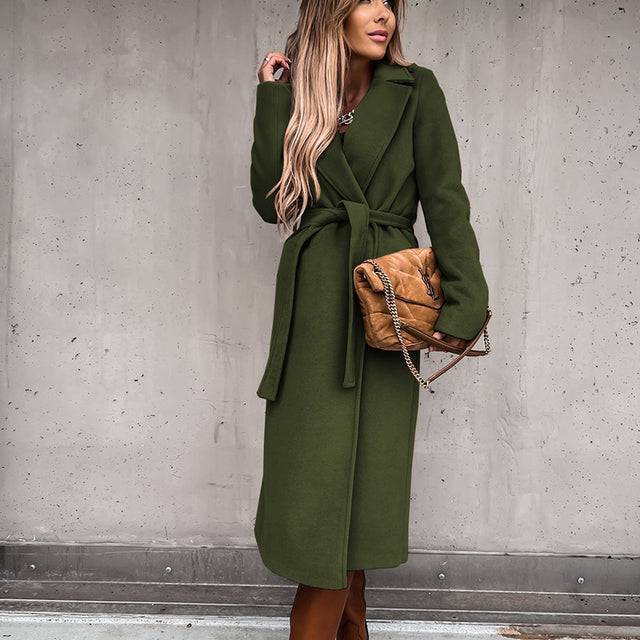 Elegant long women's coat