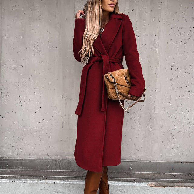 Elegant long women's coat