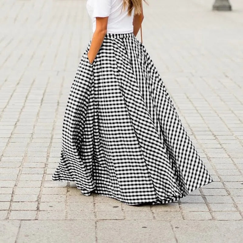 Maxi skirt with high waistband