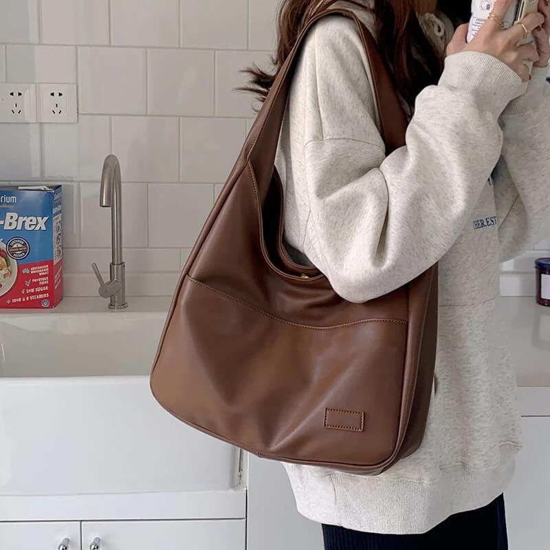 Monica | Leather hobo shoulder bag