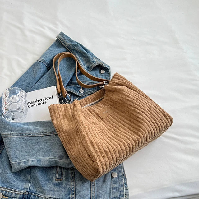 Flannel shoulder bag