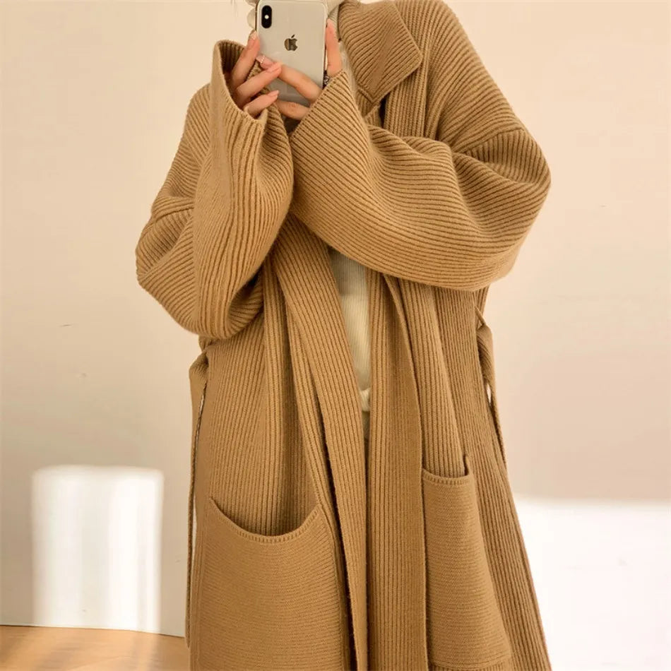 Knitted coat for women