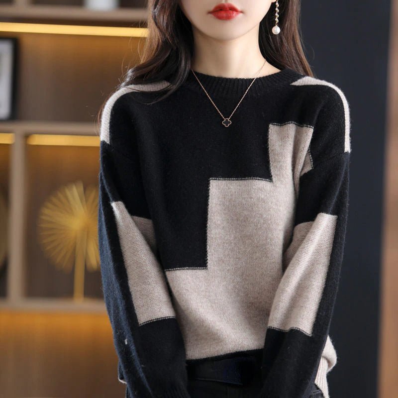 Knitted casual jumper for women