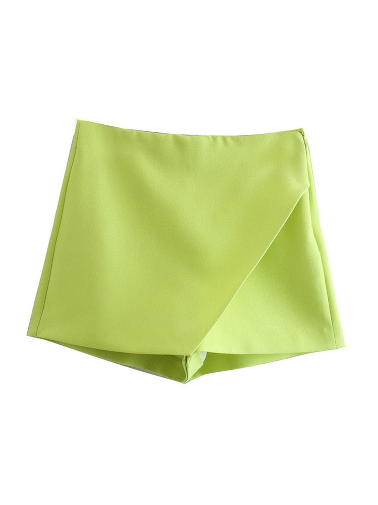 Women's Fashionable Asymmetric Shorts