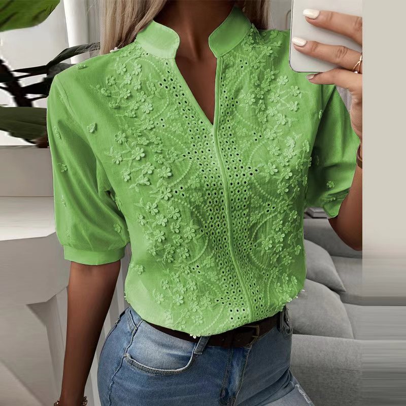 Elegant short-sleeved blouse