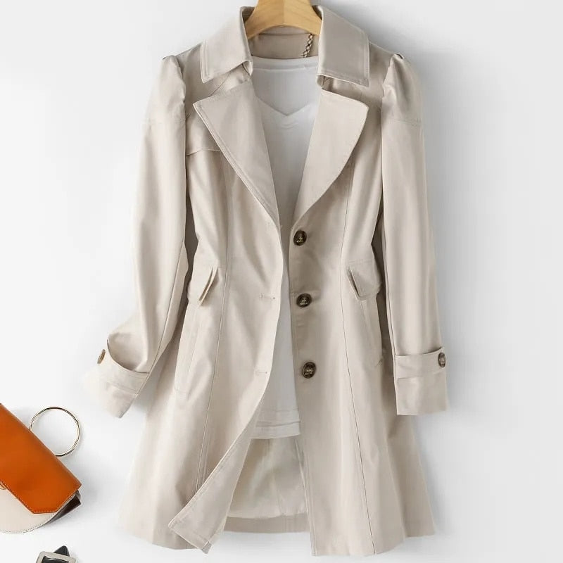 Autumn 2023 Trend: Single-breasted mid-length trench coat for women