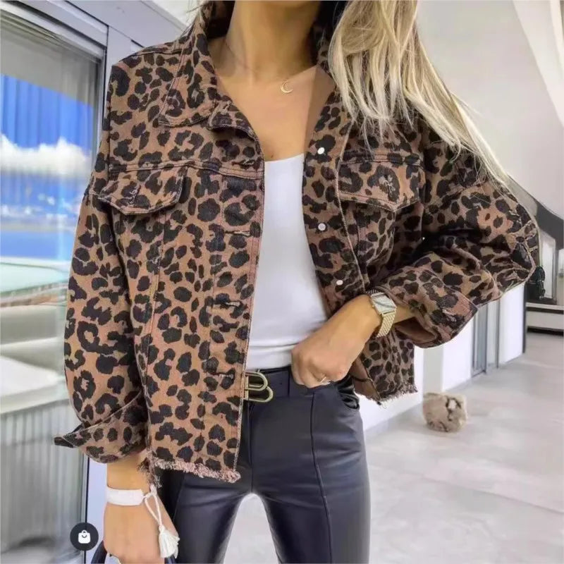 Joana - Leopard print denim jacket