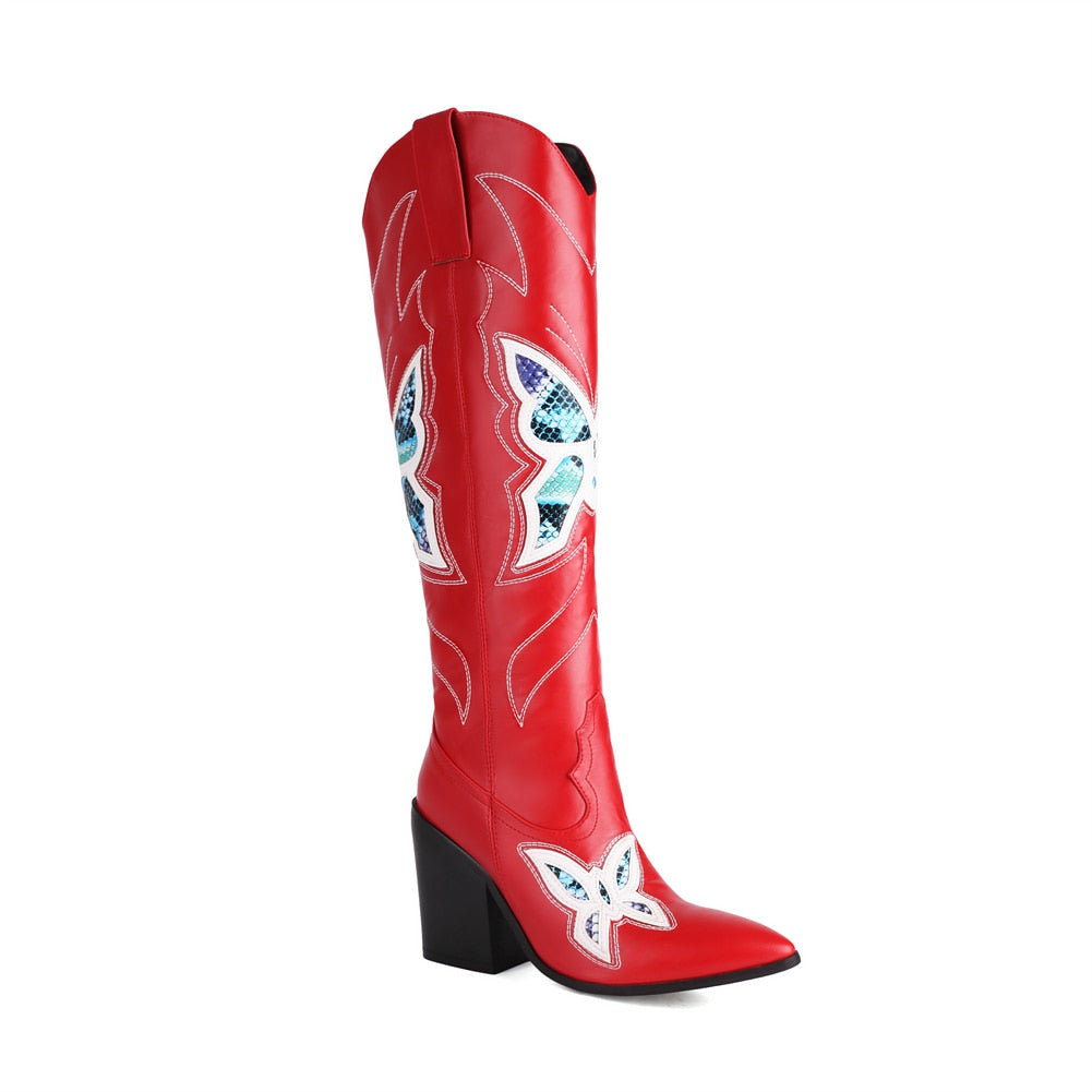 Women's boots in large size