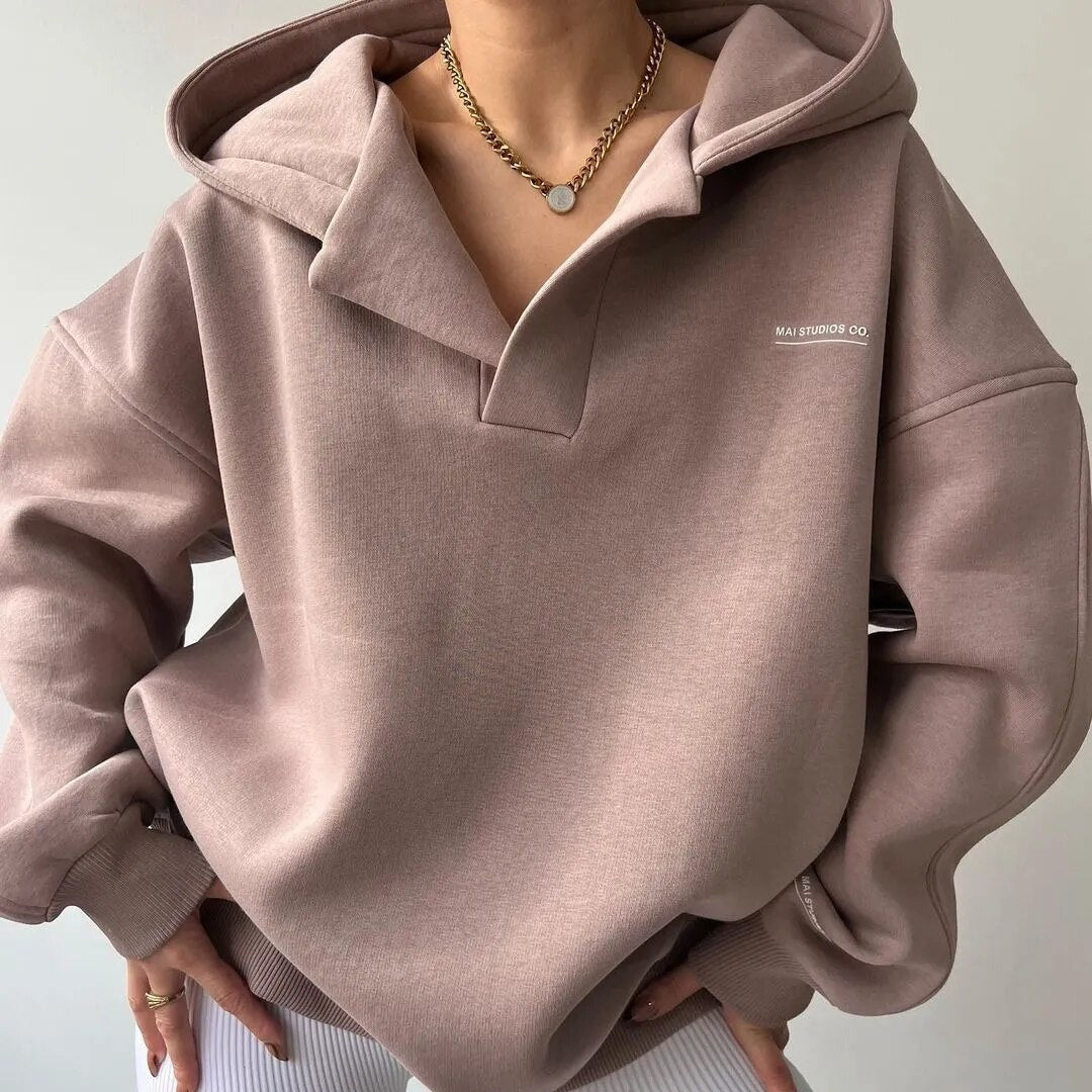 Sibyllarim | Warm Winter Hoodie For Women